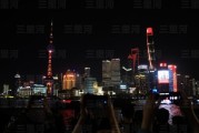 双龙戏凤游戏设定虚拟上海被外星人攻陷，中美网友：不行！！